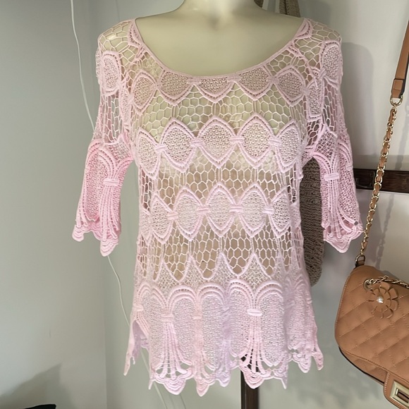 Beautiful Barbie Pink Delicate Knit Topper. - Picture 3 of 8